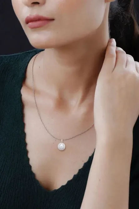 254 - Freshwater Pearl Sunburst Pendant Necklace - Image 4