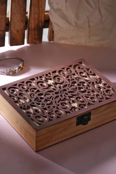 Pine Wood Jewelry Box with Decorative Carved Lid - Image 6