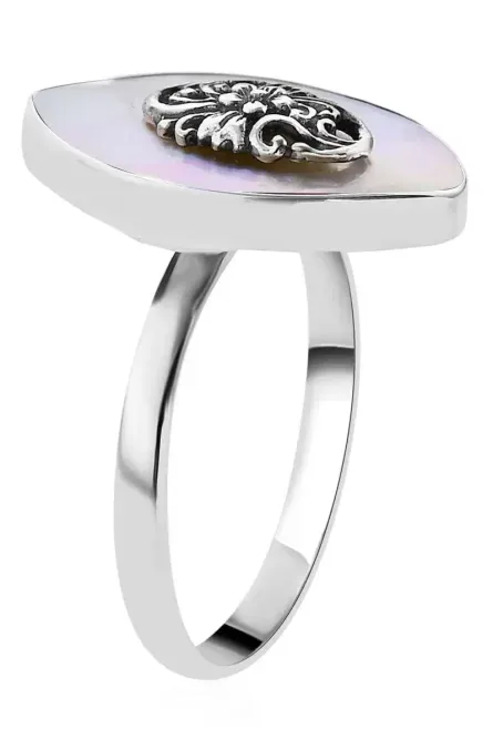 589 - Moonlight Garden Mother of Pearl Ring - Image 3