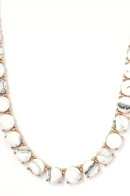 254 - White Resin Statement Necklace - Image 4
