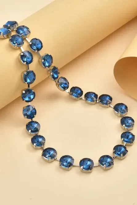 24 - Blue Glass Tennis Necklace in Silvertone - Image 3