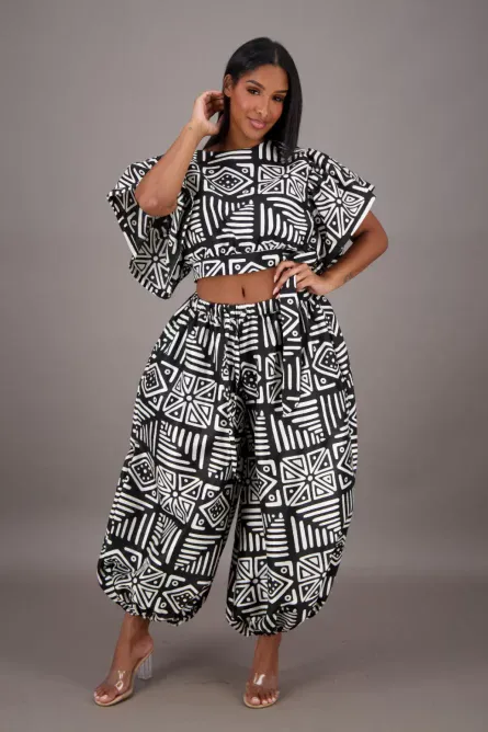 0065 - Bold Black Crop & Balloon Set - Image 2