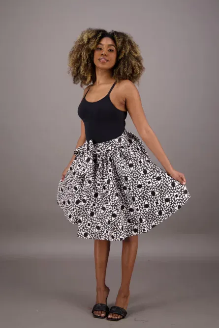 0041- Monochrome Geo-Print Wax Cotton Skirt - Image 4