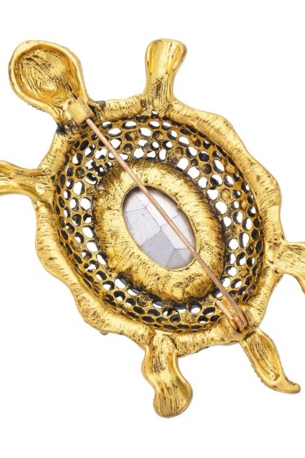 Emerald Ocean Turtle Brooch - Image 4
